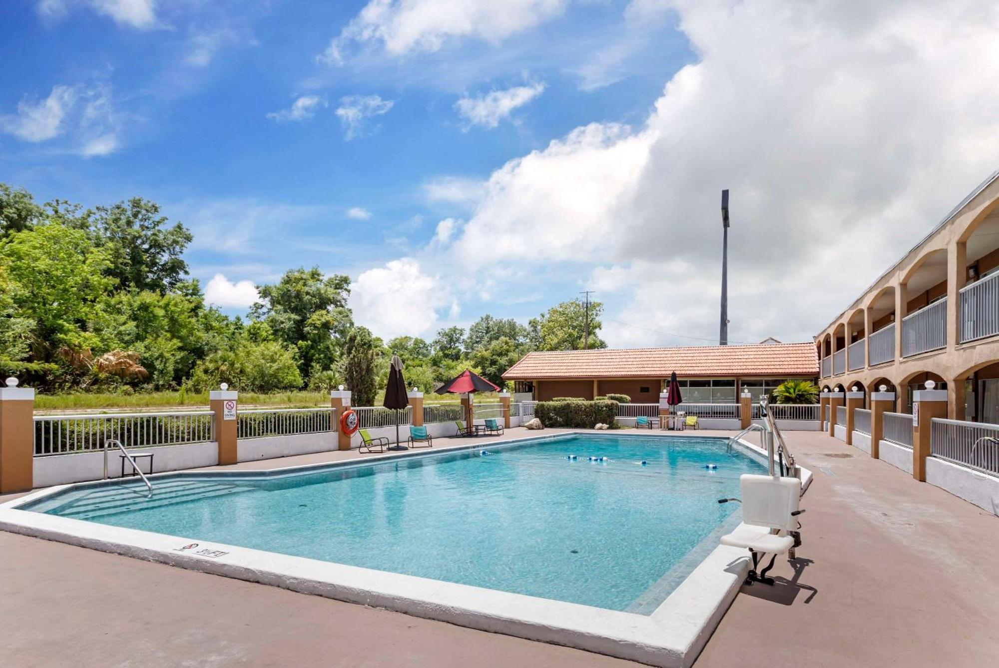 Quality Inn Alachua - Gainesville Area Exterior photo