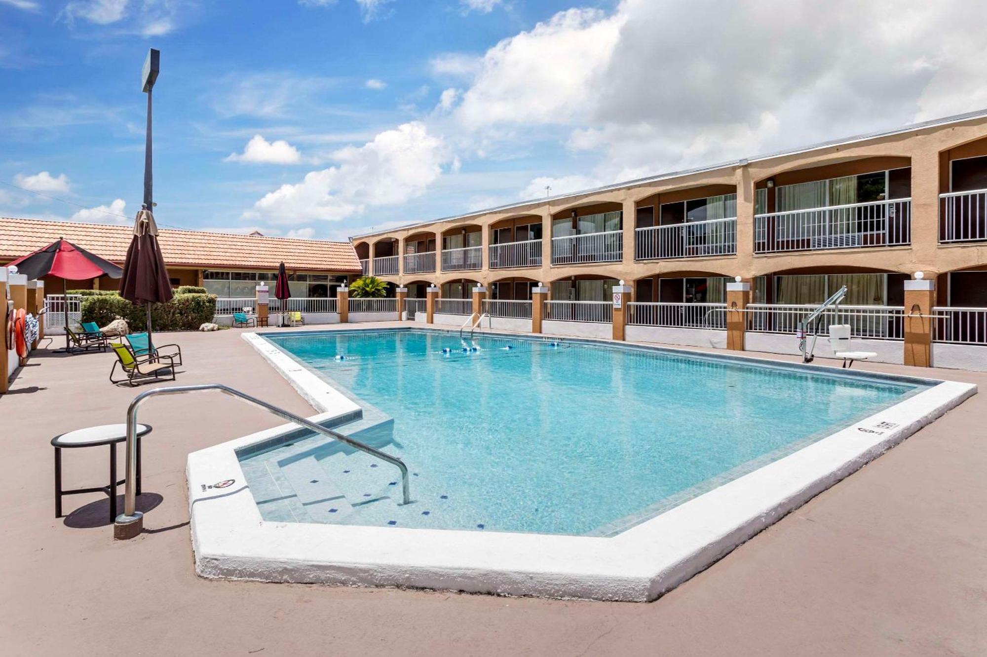Quality Inn Alachua - Gainesville Area Exterior photo